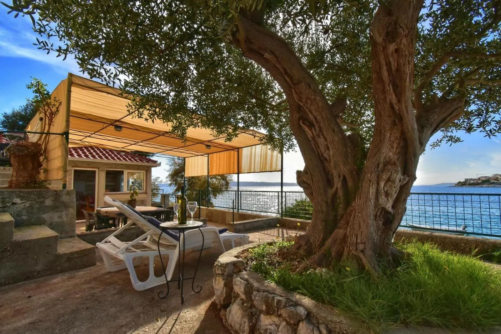 Apartments Dominika Trogir