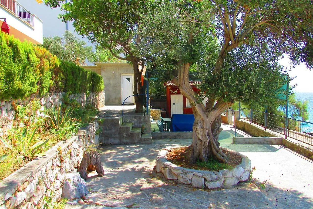 Apartments Dominika Trogir