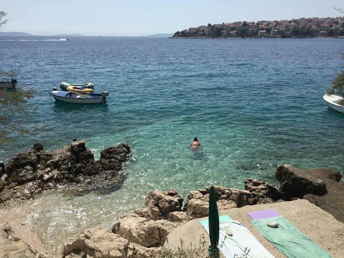 Apartments Dominika Trogir